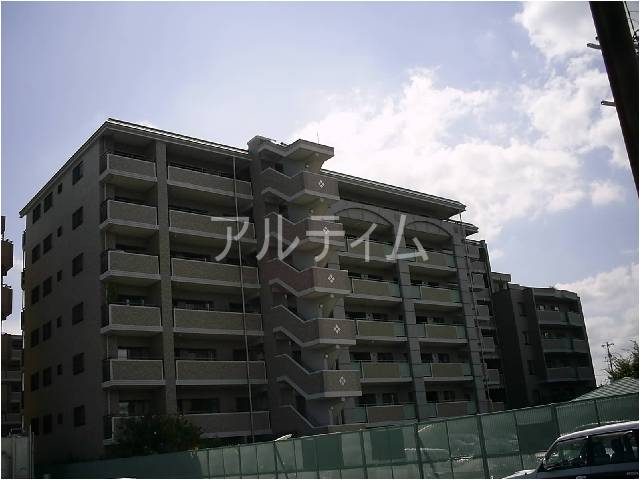 京都市南区上鳥羽勧進橋町外観